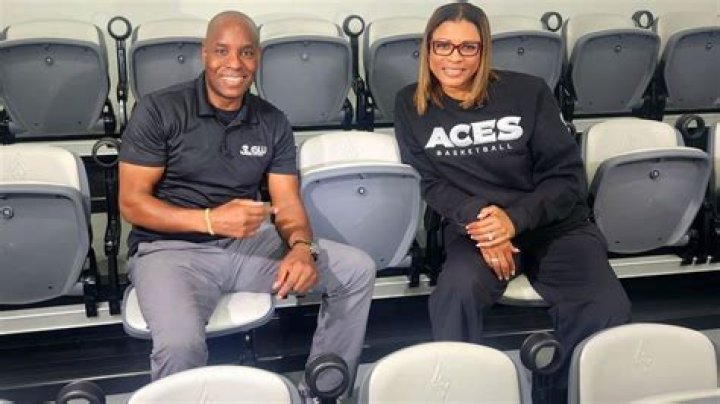 A Look At Nikki Fargas and Husband Justin Fargas Married Life, Their Children & Family