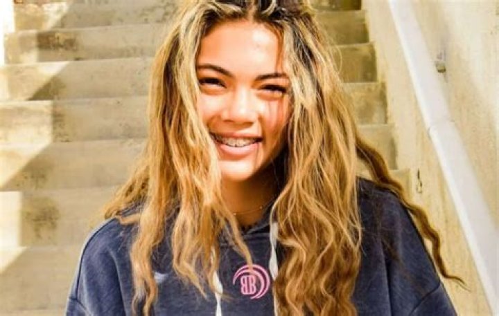 Alana Kern Height, Weight, Net Worth, Age, Birthday, Wikipedia, Who, Nationality, Biography