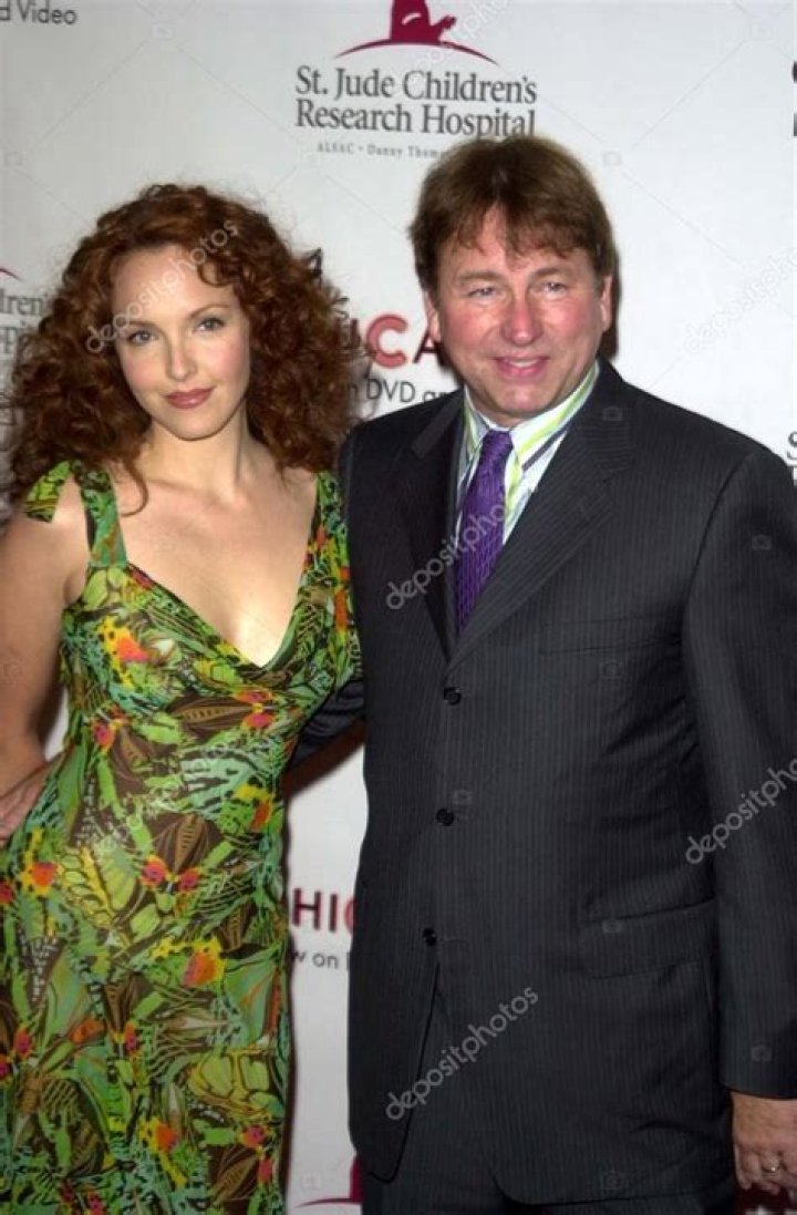 Amy Yasbeck, Dating, Boyfriend, Husband, Net Worth, Wiki, Age, Height