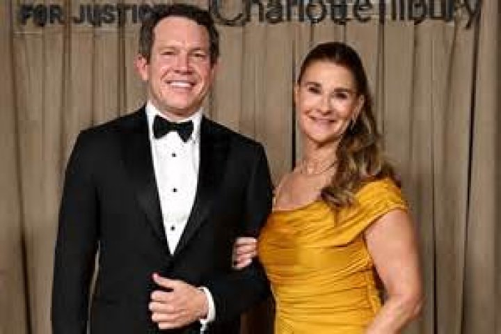 Bek Nelson Net Worth