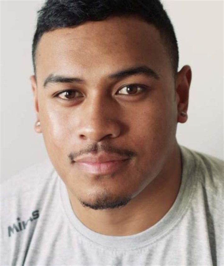 
Chris Alosio Height, Weight, Net Worth, Age, Birthday, Wikipedia, Who, Nationality, Biography 