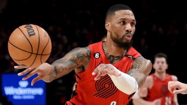 Damian Lillard's Injury – What Happened to Damian Lillard? - SarkariResult