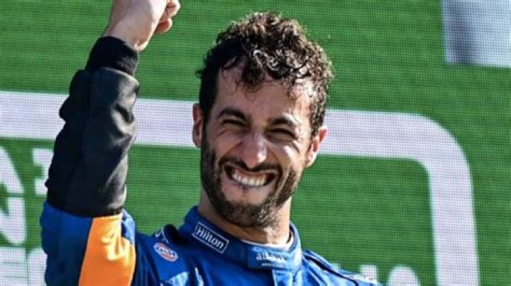 Daniel Ricciardo Height, Weight, Net Worth, Age, Birthday, Wikipedia, Who, Instagram, Biography