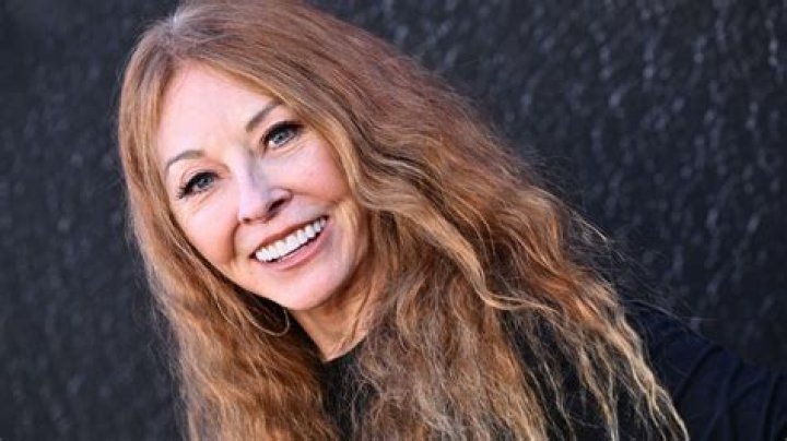 Debbi Peterson Net Worth