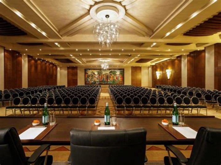 Dokua Royal Hotel, Dome, Ghana