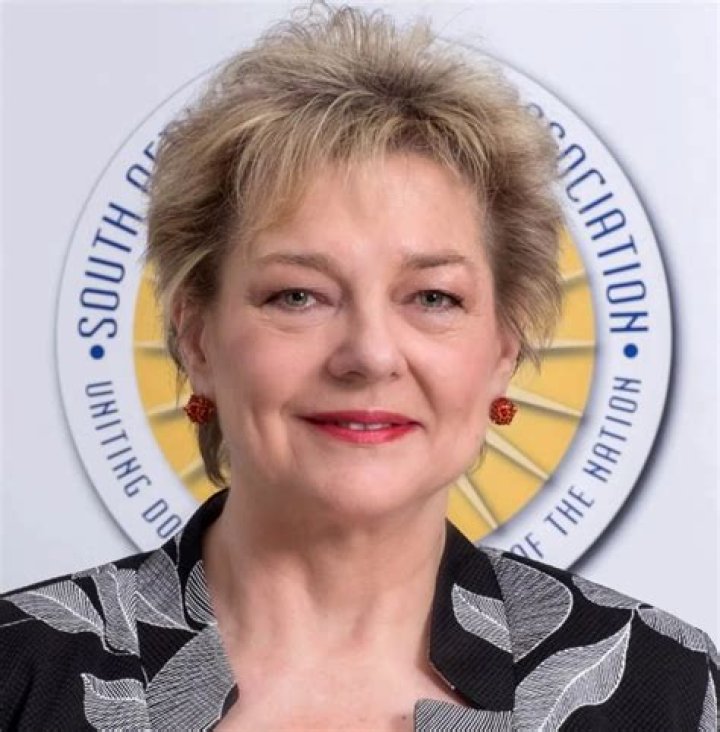 
Dr. Angelique Coetzee Age, Birthday, Wikipedia, Who, Nationality, Biography 