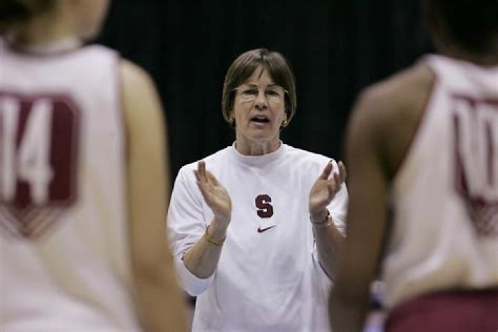 
Is Tara Vanderveer Married? or Dating a Partner? Dating Rumors. 