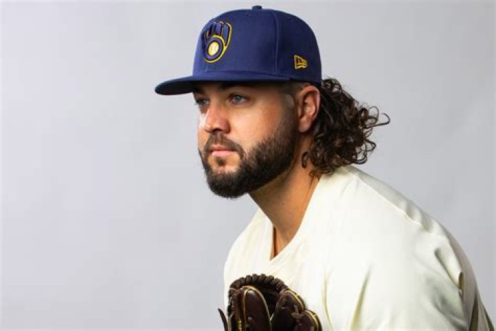 
Jakob Junis Height, Weight, Net Worth, Age, Birthday, Wikipedia, Who, Nationality, Biography 