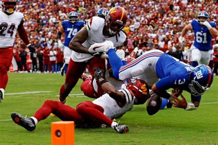 Jerome Davis (nose tackle)