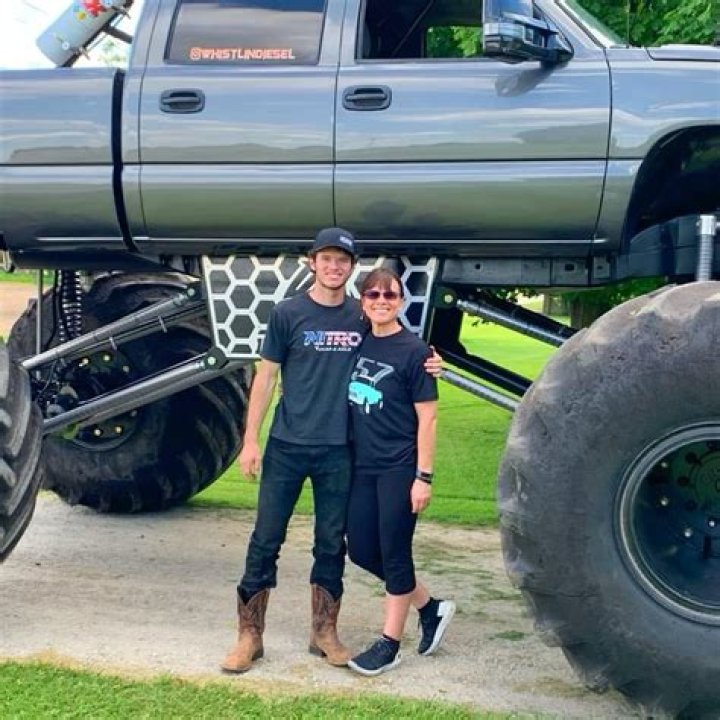 Jon Daniels Bio, Wiki, Age, Wife, Net Worth, Salary, Texas Rangers, House, Contract and Baseball