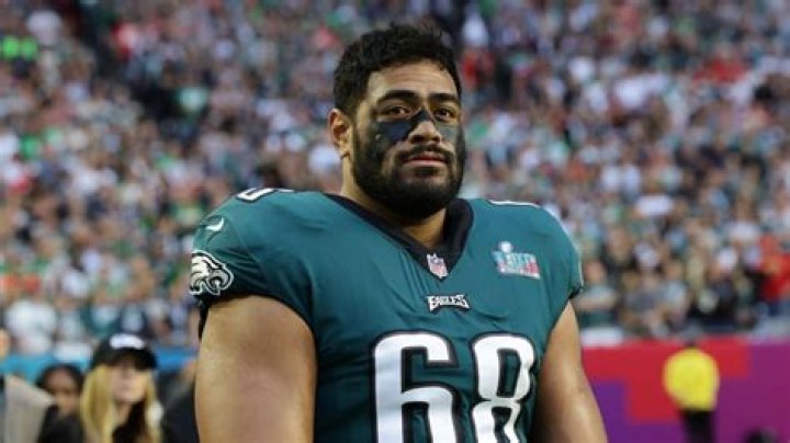 Jordan Mailata Height, Weight, Net Worth, Age, Birthday, Wikipedia, Who, Nationality, Biography