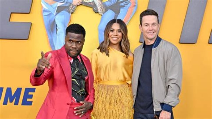 
Kevin Hart Roasts ‘Me Time’ Co-Star Mark Wahlberg Over Funky Bunch And Underwear Modeling History 
