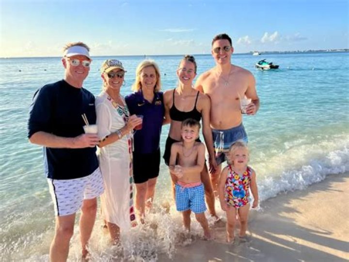 Kim Mulkey Age, Wiki, Biography, Wife, Children, Salary, Net Worth, Parents