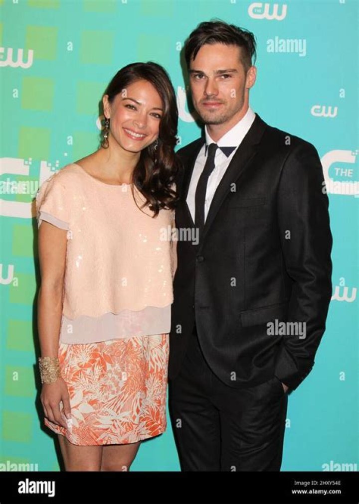 Kristin Kreuk: dating, net worth, tattoos, smoking & body measurements