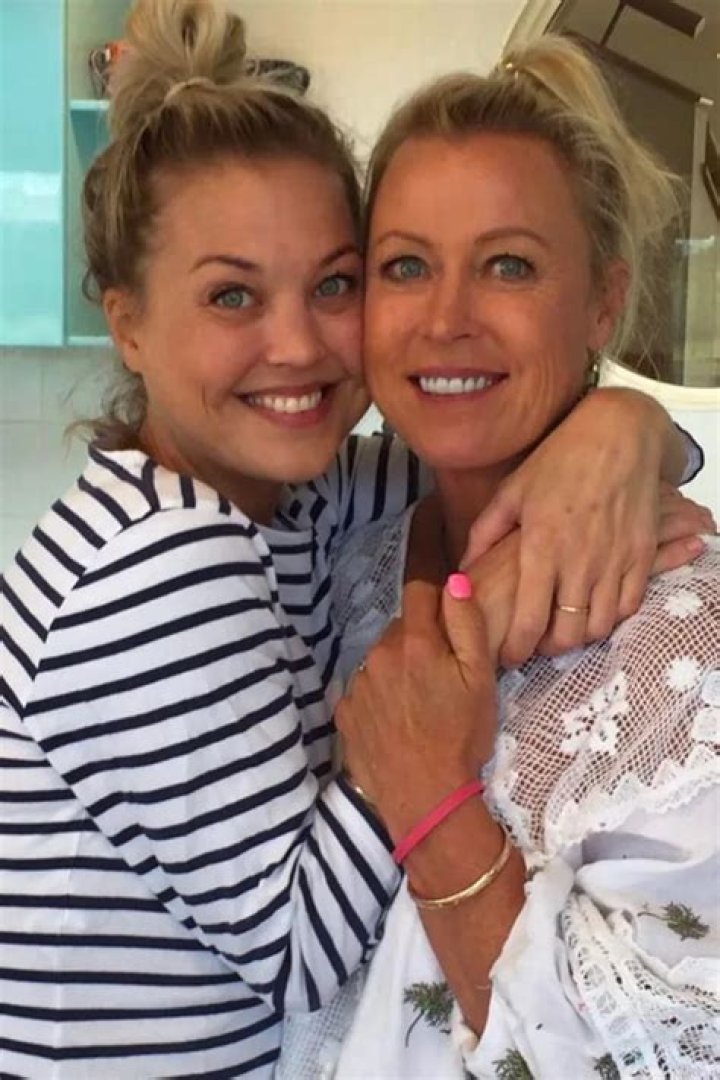 
Lisa Curry Daughter Jaimi Illness: What Caused The Death Of Jaimi Lee Kenny? 