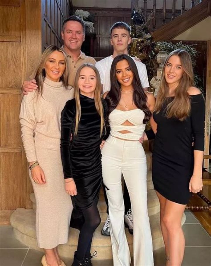 
Meet Gemma Owen Siblings Emily May, Jessica And James: Is She Having A Baby With Luca Bish? Children Plans? 
