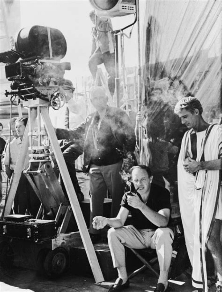 Rachel McDowall Height, Weight, Net Worth, Age, Birthday, Wikipedia, Who, Instagram, Biography