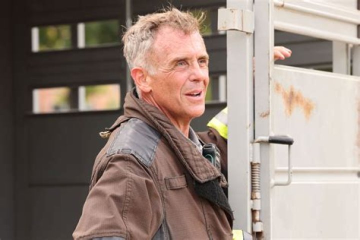 SATC: Is David Eigenberg Deaf? Hearing Aid & Speech Issues