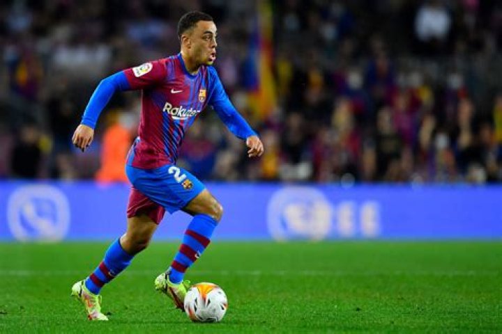 
Sergino Dest Nearing AC Milan Move 