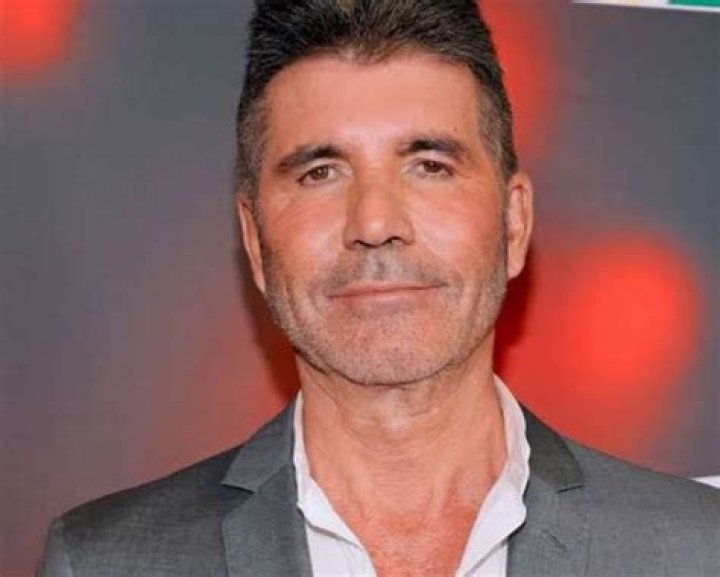 
Simon Cowell Before And After Looks: The X Factor Creator Went Too Far With The Plastic Surgery 