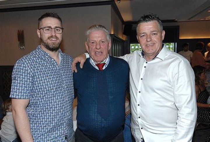 Steven John Dermott Height, Weight, Net Worth, Age, Birthday, Wikipedia, Who, Nationality, Biography