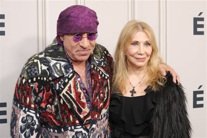 Steven Van Zandt’s Net Worth, Age, Height, Weight, Wife, Kids, Bio-Wiki