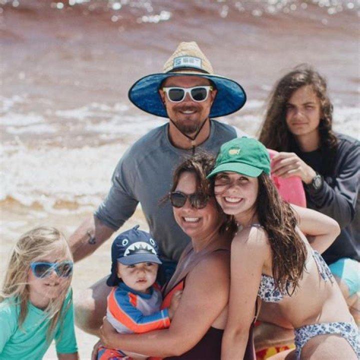 Sunshine Kiki Brown Bio, Husband and Net Worth