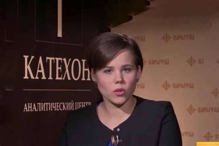 
The daughter of Putin’s ally, Alexander Dugin, Darya Dugina is killed in a Moscow bomb attack 