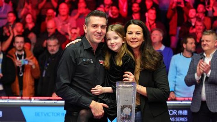 Vikki Layton Wikipedia Age: Mark Selby Wife Date of Birth