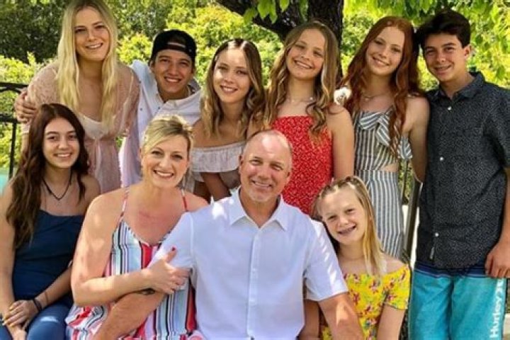 
Who Are Vin Scully Children? Son Michael A Scully And Daughter Cat Scully, Where Are They Now? 