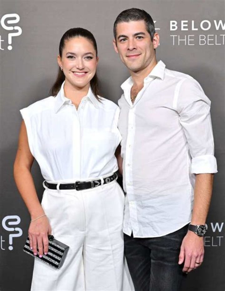 Who is Alaia Baldwin Husband? Who is Andrew Aronow? Who is Alaia Baldwin? - SarkariResult