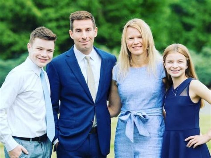 Who Is CNN Legal Analyst Elie Honig? His Wife Rachael Honig And Children Details