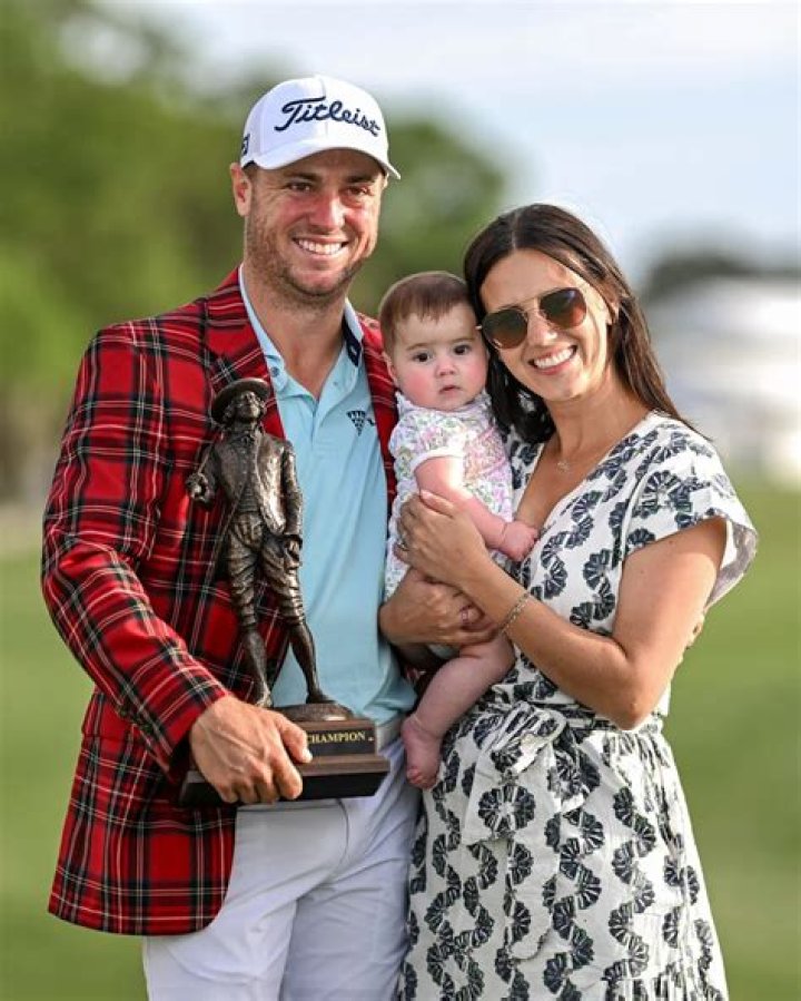 Who Is Justin Thomas' Girlfriend, Jillian Wisniewski? Explore Her Bio, Dating Affair, Age, Job, Brothers, And Parents